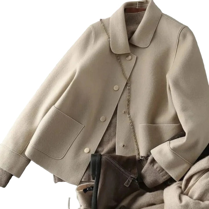 Women’s Buttoned Winter Jacket – Classic Short Coat for Everyday Wear