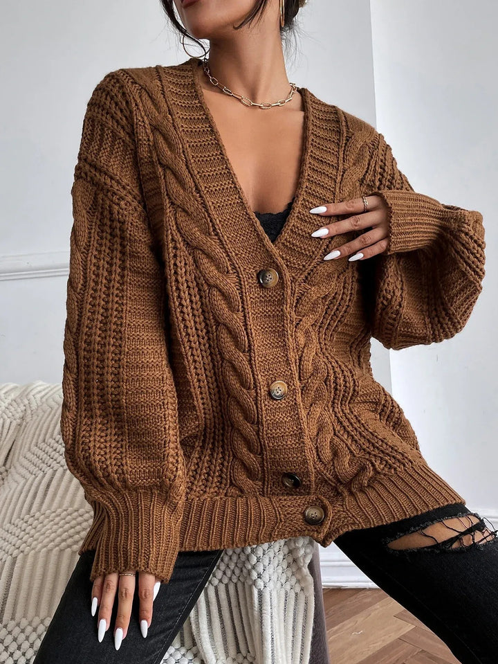 Women’s Oversized Cable Knit Cardigan