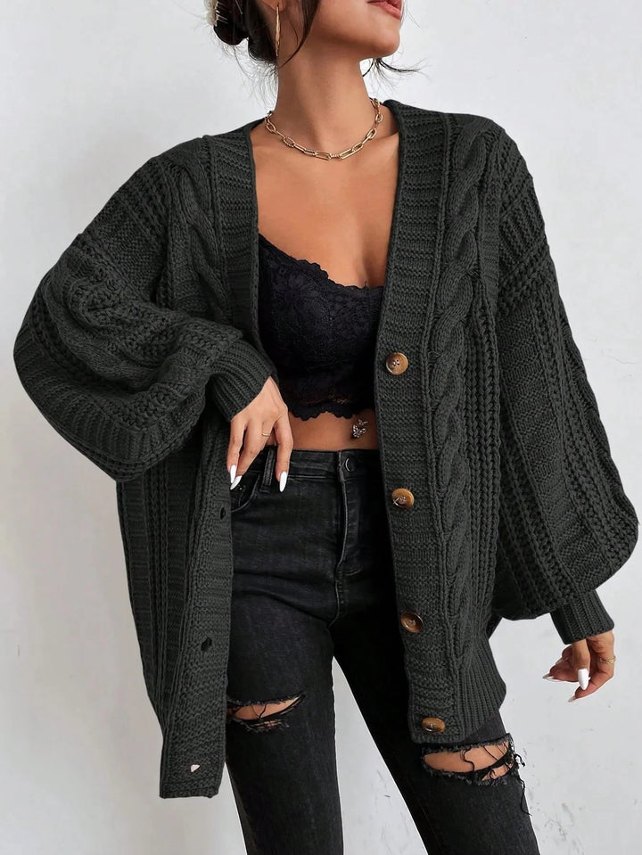 Women’s Oversized Cable Knit Cardigan