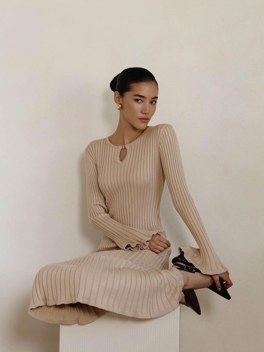 Women’s Elara Ribbed Keyhole Midi Dress