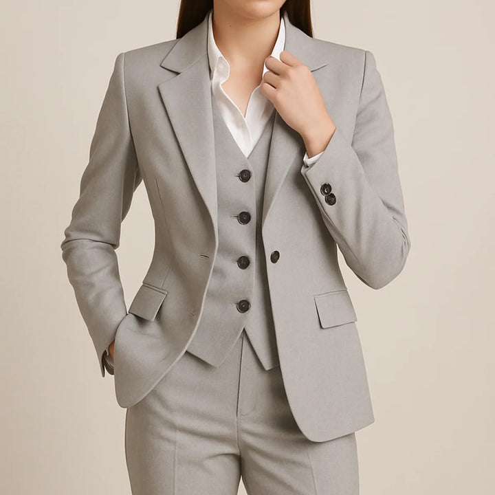 Women’s Aurora 3-Piece Suit – Sleek Precision Tailoring
