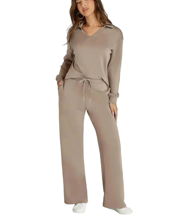 Women’s Stylish Suit for Travel