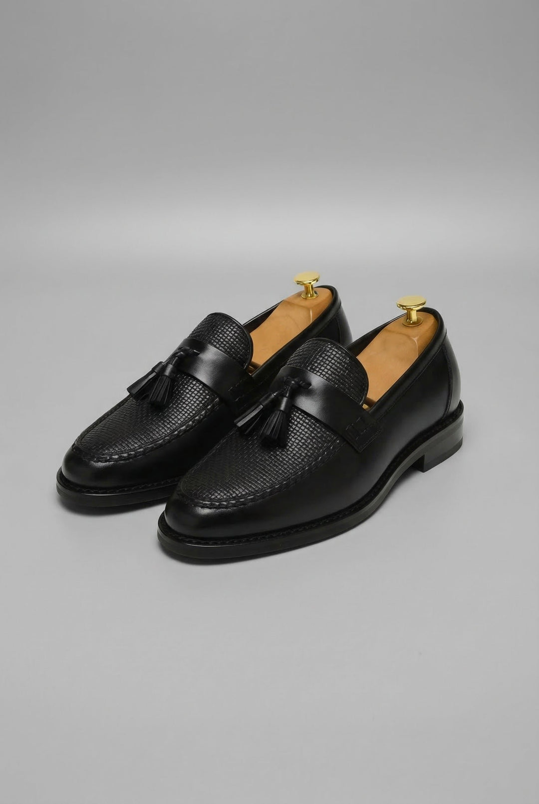 Men's Woven Vamp Tassel Slip-On Dress Loafers - Black