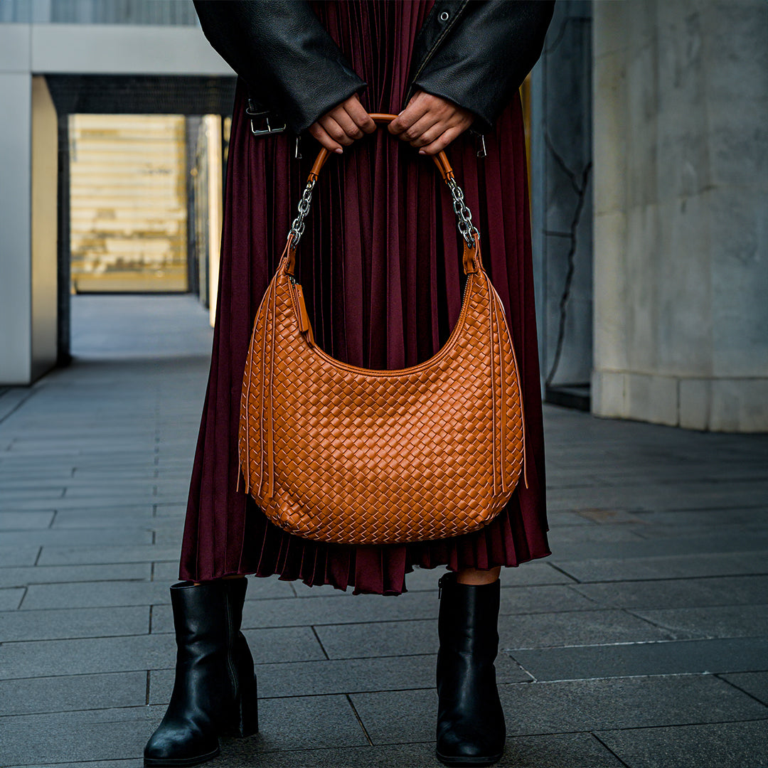 Women’s Woven Basketweave Leather Hobo Bag