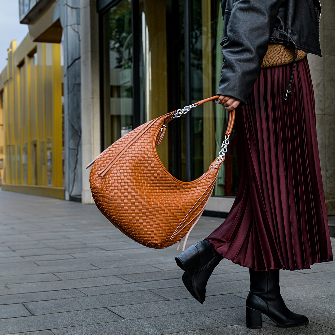 Women’s Woven Basketweave Leather Hobo Bag