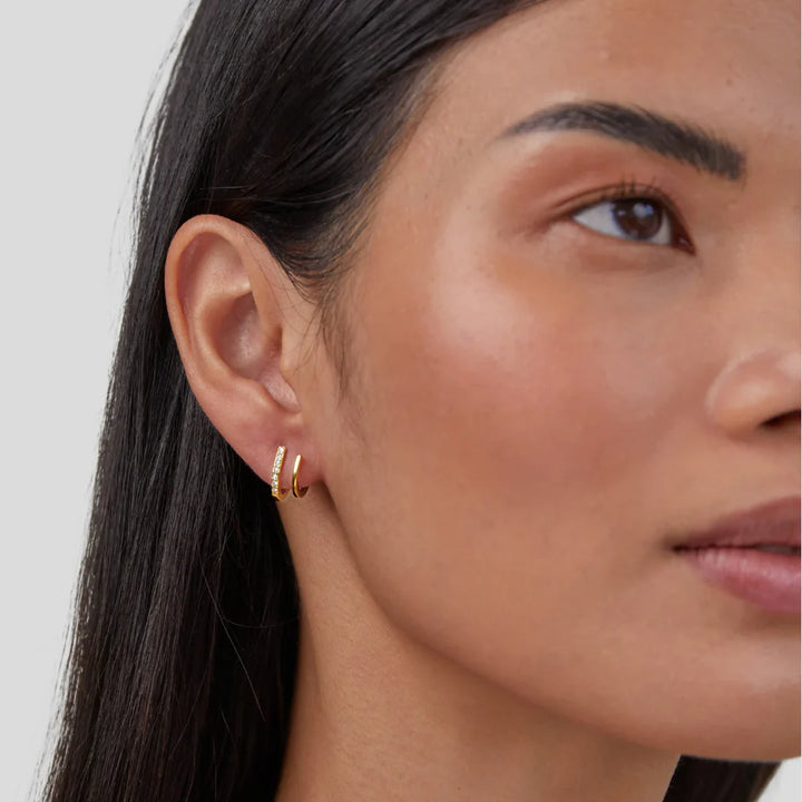 Women’s Gold-Plated Claw Crystal Drop Earrings
