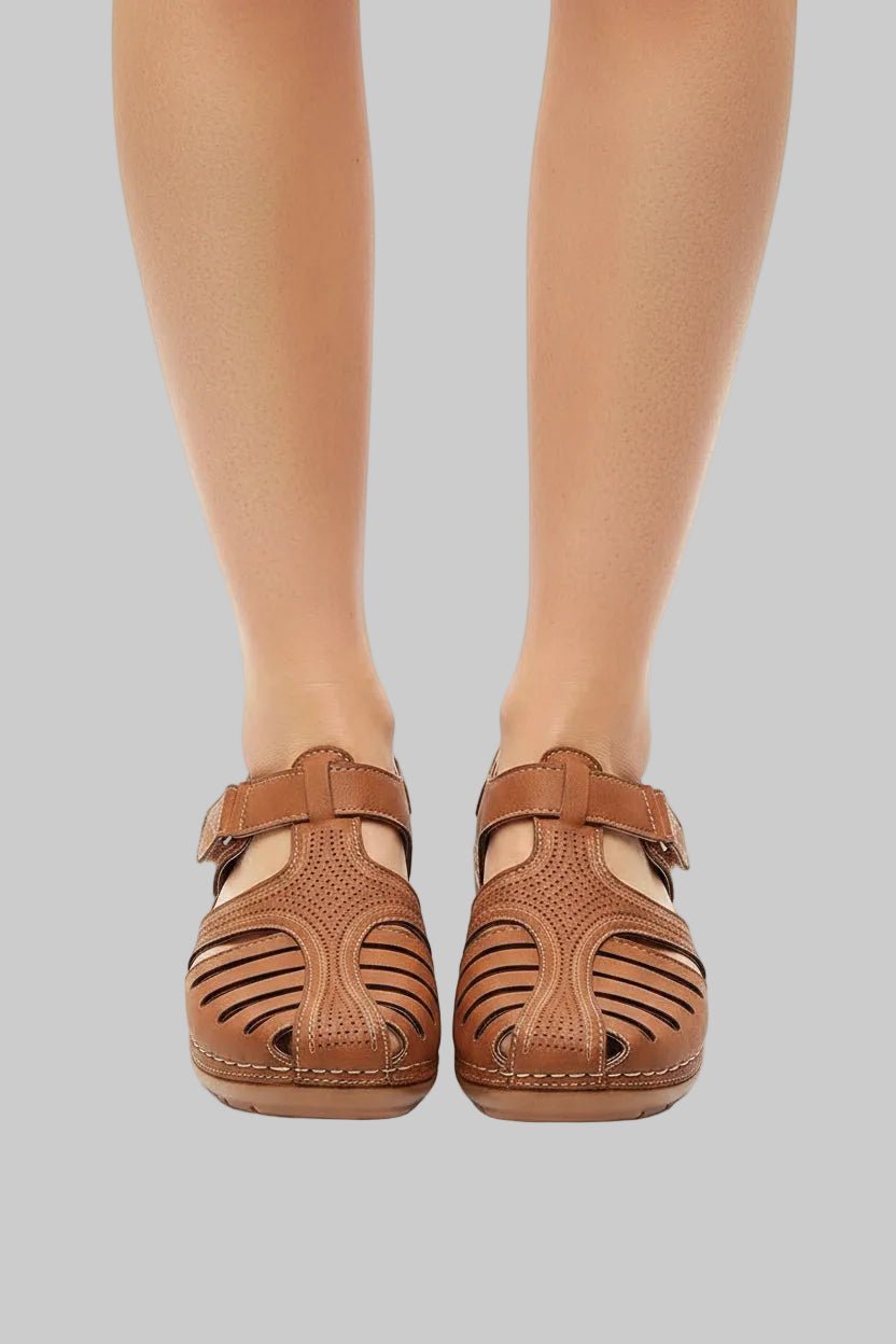 Women's Cushioned Closed-Toe Fisherman Walking Sandals - Brown