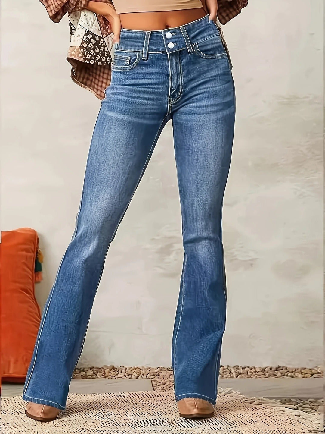 Women's High-Waist Sculpted-Fit Flare Jeans