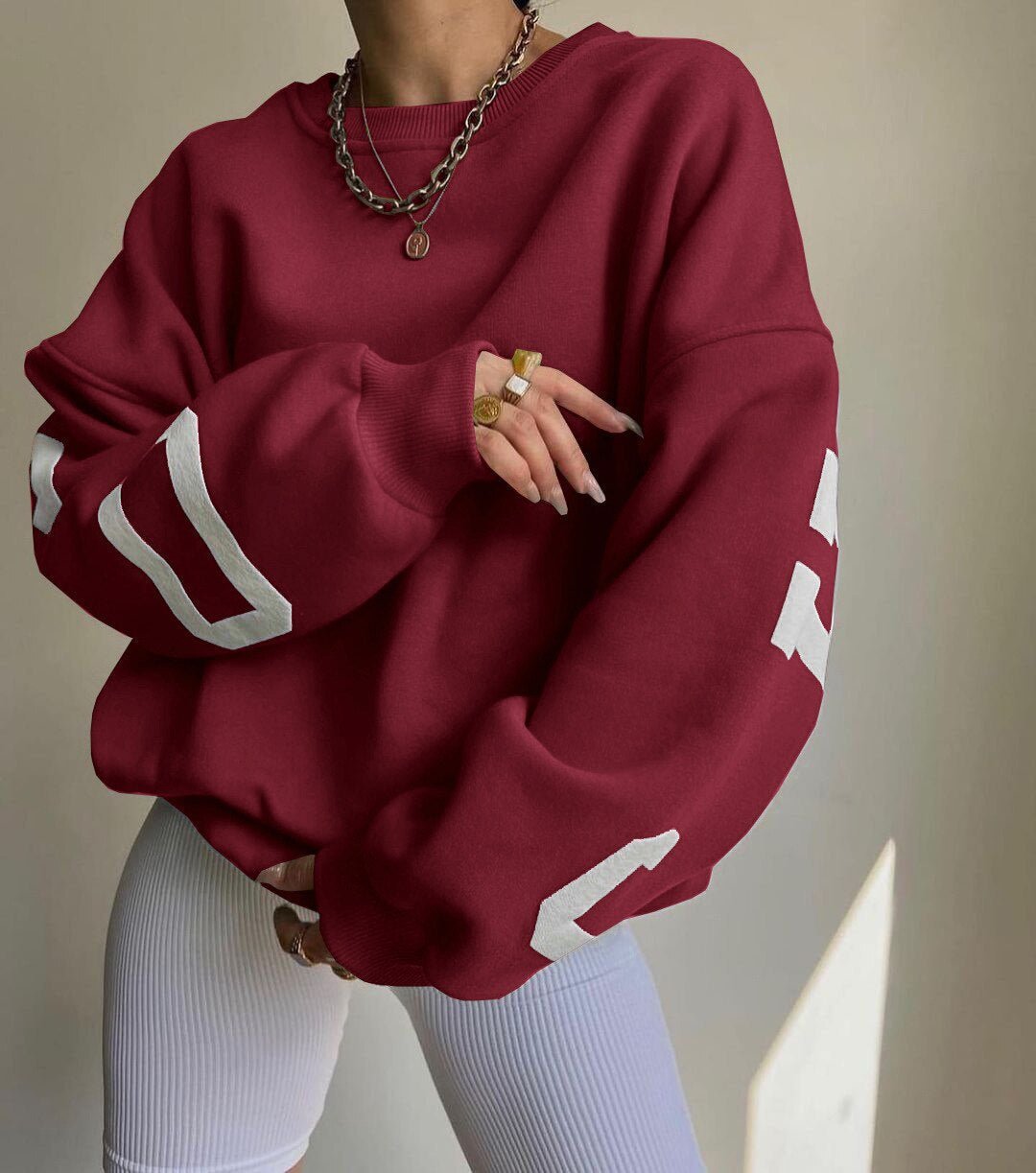 Women's Oversized Fleece-Lined Varsity Graphic Crewneck Sweatshirt - Burgundy