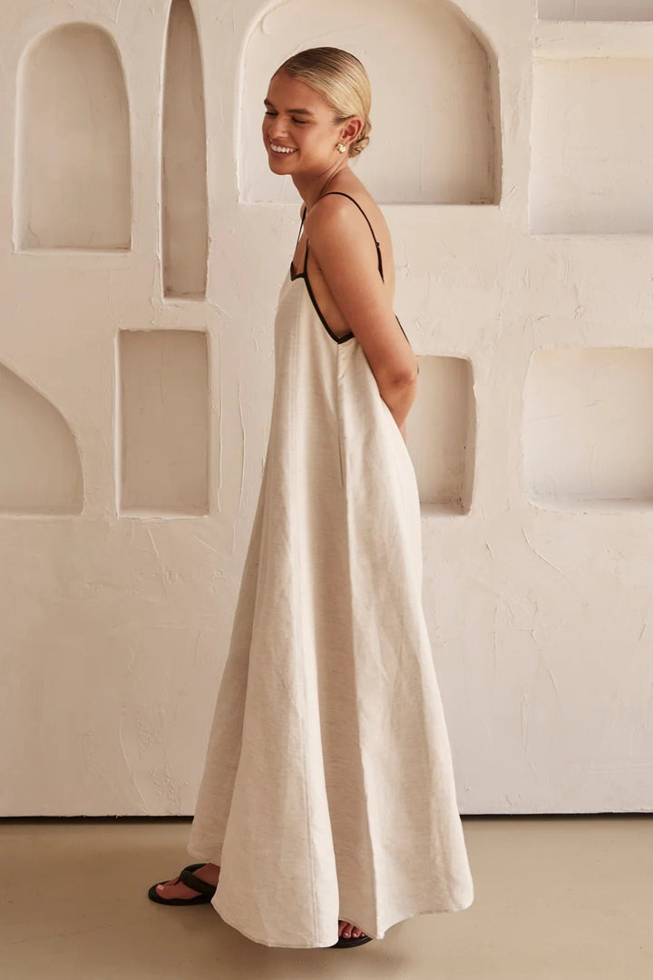 Women's Relaxed Linen-Blend Contrast-Trim Maxi Dress